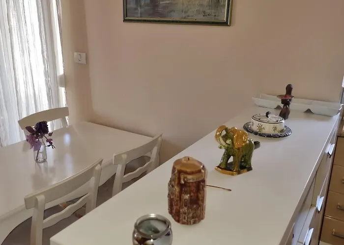 Daire Ana Kvart Podgoriçe